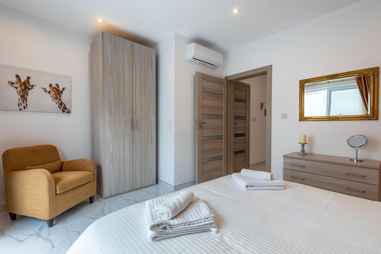 Apartment White Sands