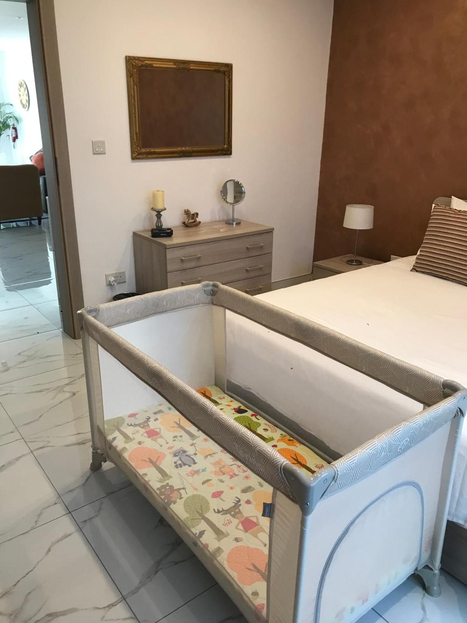 White Sands Apartman *